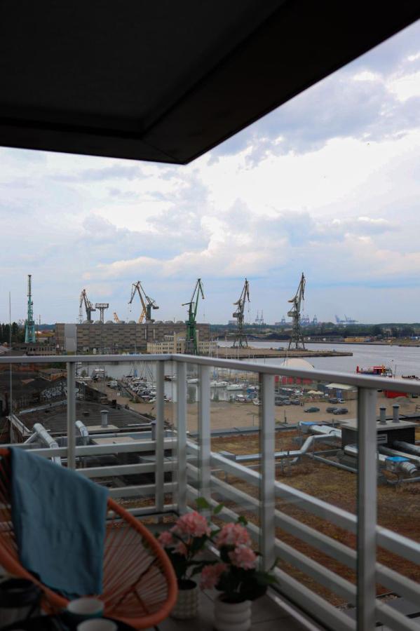 Glow Apartments, Stocznia Cesarska & Montownia Huoneisto